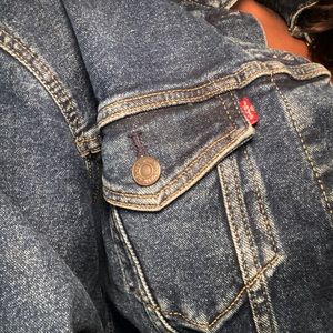 levi denim jacket